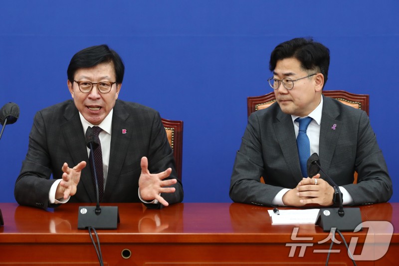 민주당 <b>원내대표</b> 만난 <b>박형준 부산시장</b>