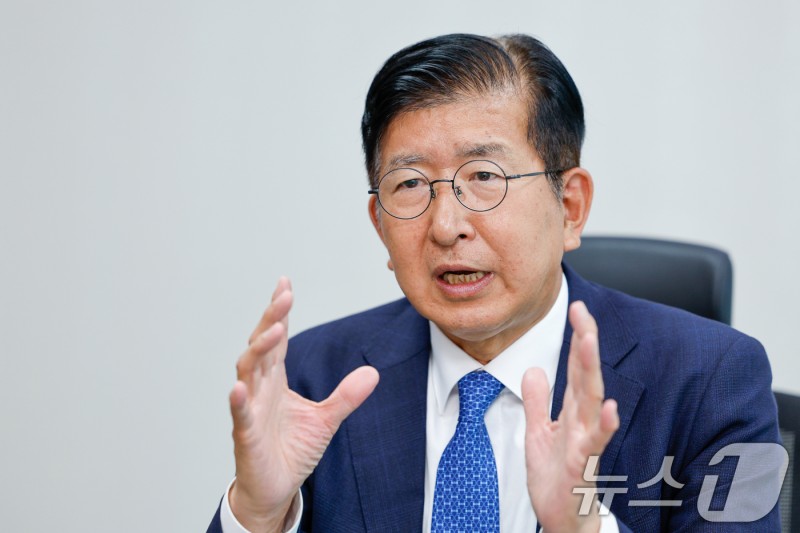 <b>경찰</b>, 민주당 <b>이상식</b>의원 <b>압수수색</b>…공직선거법 위반 혐의
