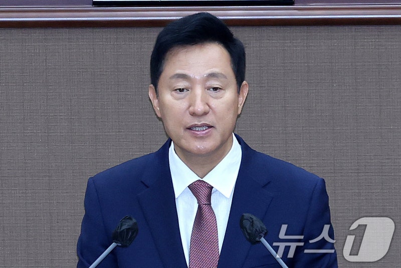 <b>오세훈</b> "<b>이재명</b>, 지금이라도 정치 그만두는 것이 바람직한 선택"