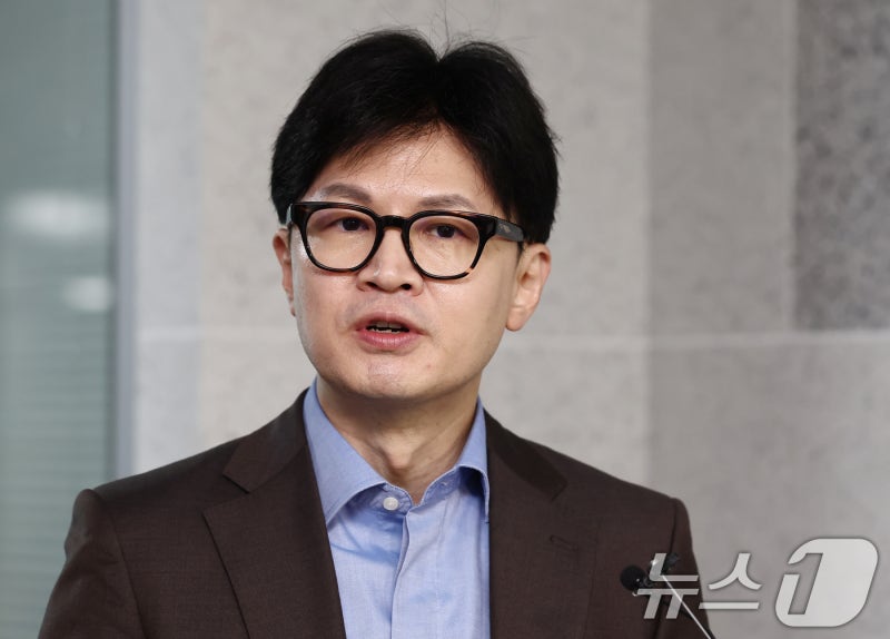 <b>한동훈</b> "<b>홍준표</b>가 만나기 싫다 해…친소관계가 계파 기준? 참 후져"