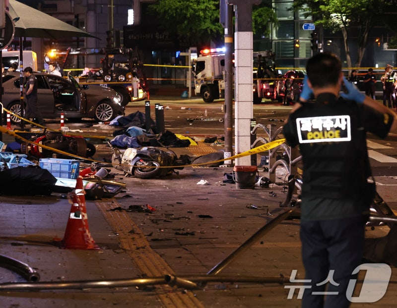 [단독]시청 직원 2명·은행 4명·병원 3명…<b>시청역</b> <b>사고</b> 사망자 신원 확인