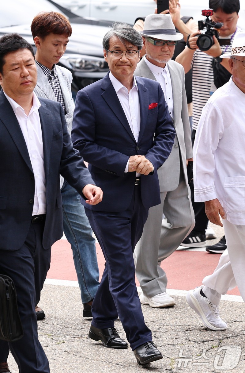 피고발인 조사 <b>출석</b>하는 <b>최재영 목사</b>