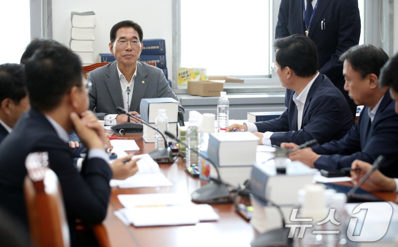 野, '<b>노란봉투법</b>' <b>환노위</b> 소위 단독 처리…與 안조위 맞불(종합)