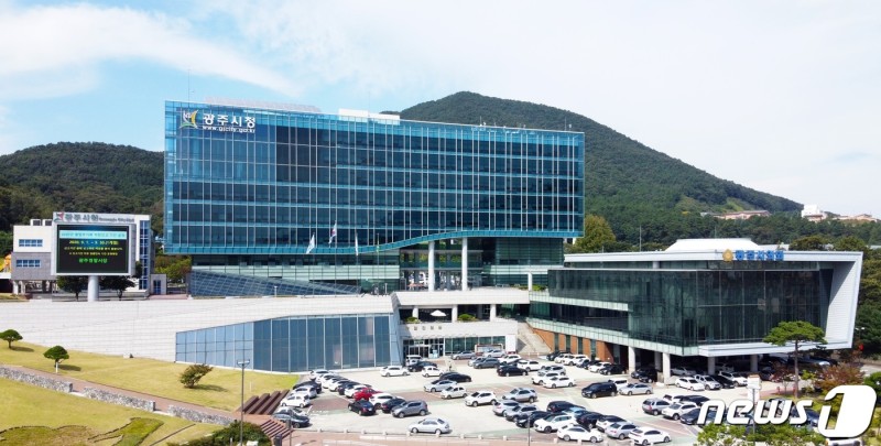 경기 <b>광주시</b>, <b>특별교부세</b> 10억 원 확보…도척 축구장 정규규격화