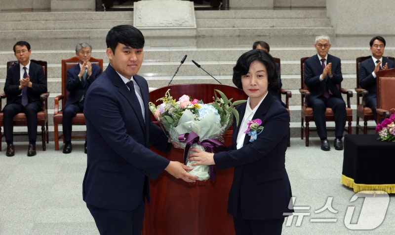 <b>이숙연 대법관</b> "다양한 가치관·시대변화 포용하는 평형수 역할할 것"