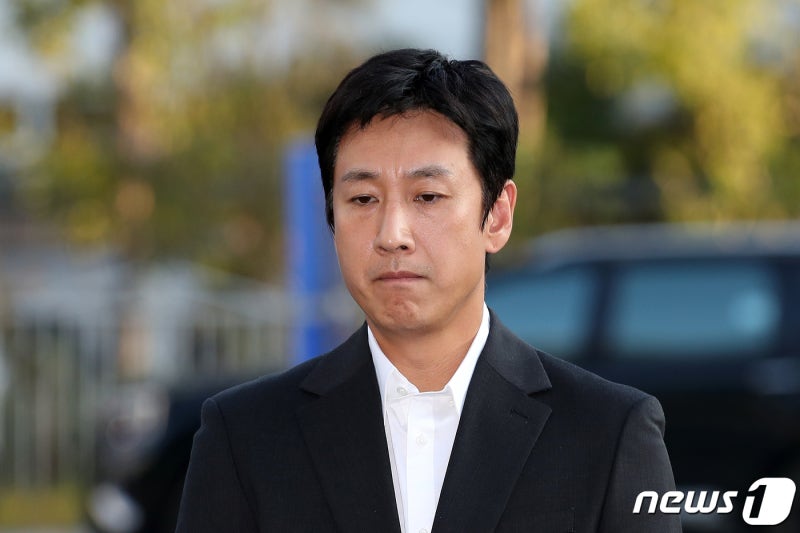 '<b>이선균</b> 사건' 수사선상 올랐던 11명 중 5명 송치…사실상 <b>마무리</b>