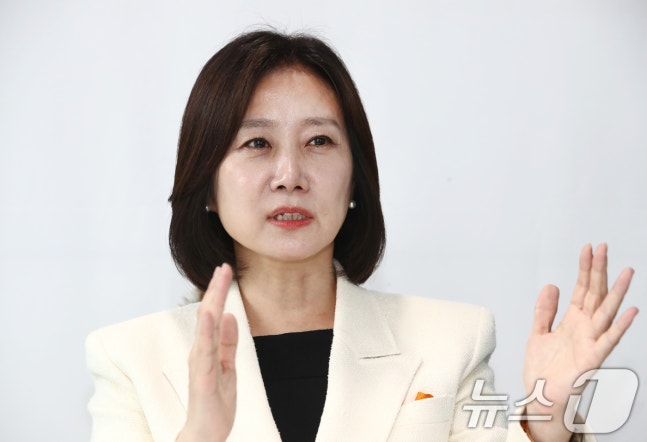 Heo Eun-ah, leader of the Reform New Party, is holding a press conference at the National Assembly in Yeouido, Seoul on July 8th. 2024.7.8/News1 ⓒ News1 Photographer Lee Kwang-ho