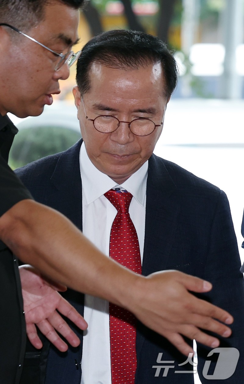 법원 도착한 <b>김광호</b> 전 <b>서울경찰청장</b>