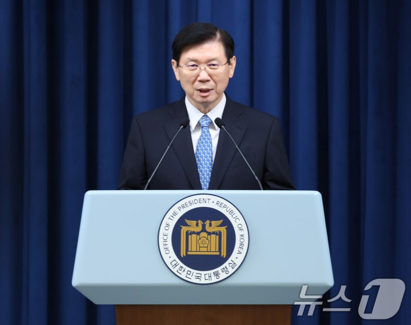 윤 <b>대통령</b>, 새 경호처장에 '경찰 기획통' <b>박종준</b> 임명