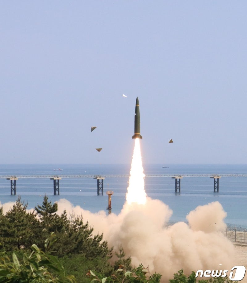 오늘 건군 <b>76주년 국군의 날 기념식</b>…현무-5·美B-1B '위력시위'