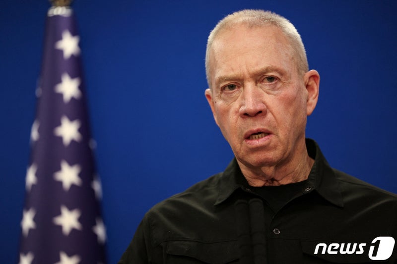 <b>이스라엘</b> 국방장관 "<b>이란</b>, <b>가자지구</b>나 베이루트처럼 될 수 있어"