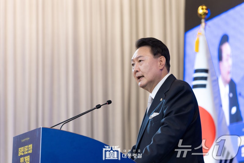 한-<b>필리핀</b>, 전략적 동반자 관계로 격상…"양국 관계 새로운 장"(종합)