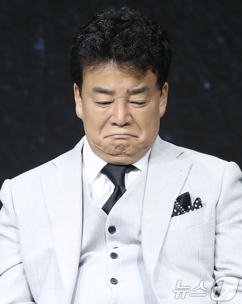 '<b>흑백 요리사</b>' 열풍에 <b>백종원</b> 사칭 등장…경찰, 용의자 추적 중