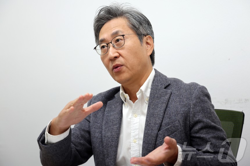 양송화 한국식자재유통협회 협회장이 23일 서울 서초구 한국식자재유통협회 사무실에서 뉴스1과 인터뷰를 하고 있다. 2024.10.23/뉴스1 ⓒ News1 황기선 기자