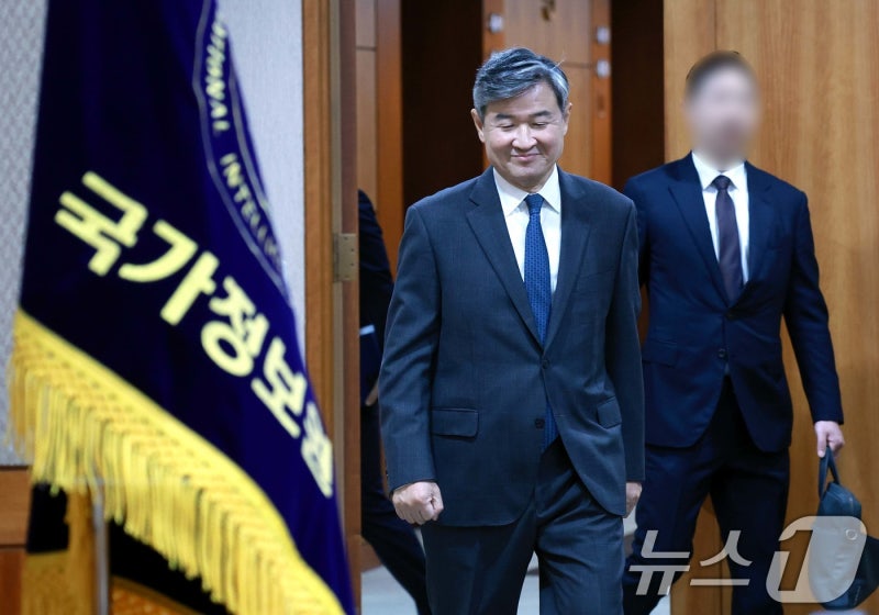 <b>국정원</b> "북한 김영복 포함 선발대 우크라 전선 이동…폭풍군단에 10대도...