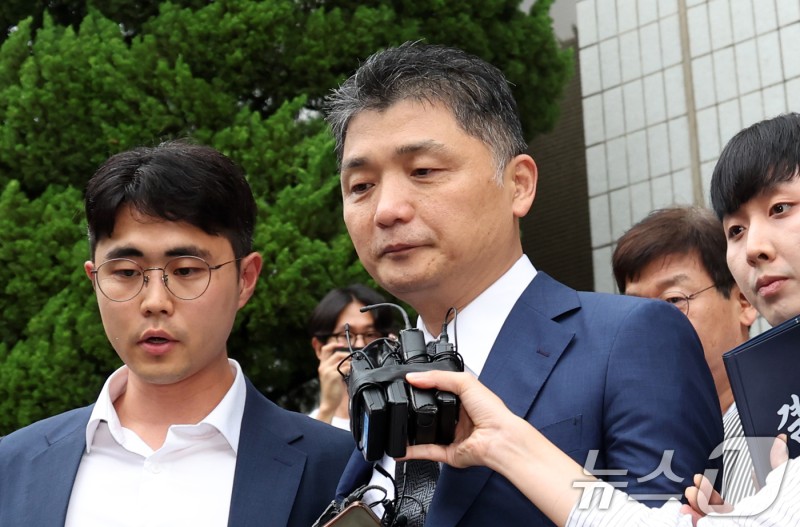 [속보] 법원, 'SM <b>시세조종</b>' 혐의 <b>카카오</b> 김범수 보석 인용