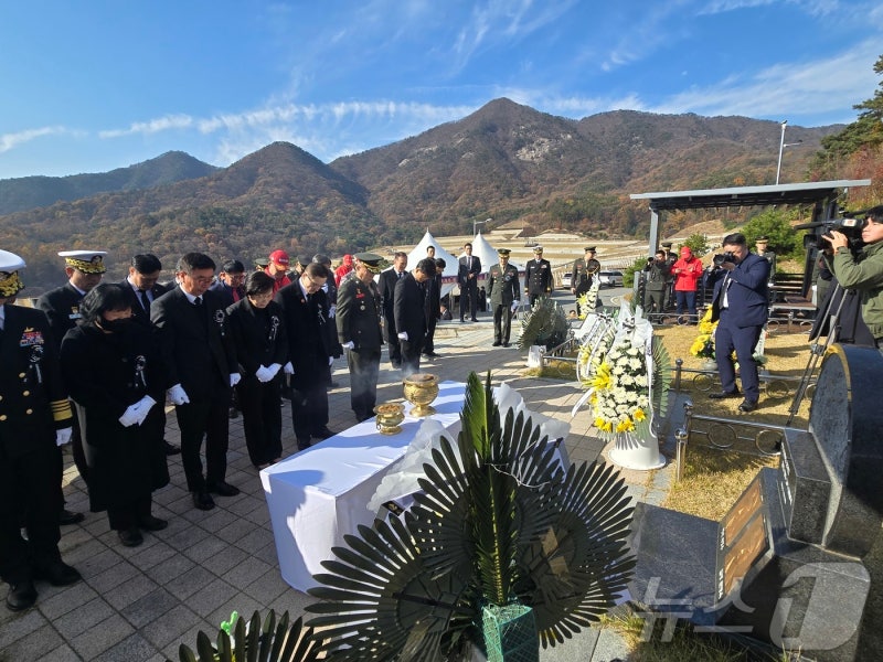 '<b>연평도 포격전</b> 제14주년 전투영웅 추모 및 전승기념행사'