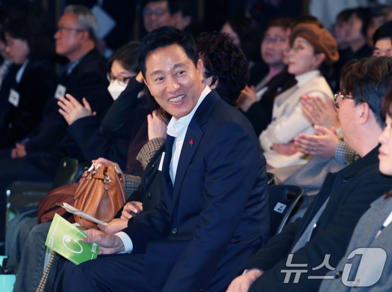 <b>오세훈</b>, 인도·말레이 <b>출장</b> 하루 전날 '<b>취소</b>'…지하철 파업 때문