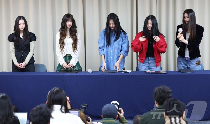 <b>연제협</b> "<b>뉴진스</b>, 전속계약 해지 일방 통보 K팝 뿌리 흔들어…무책임"