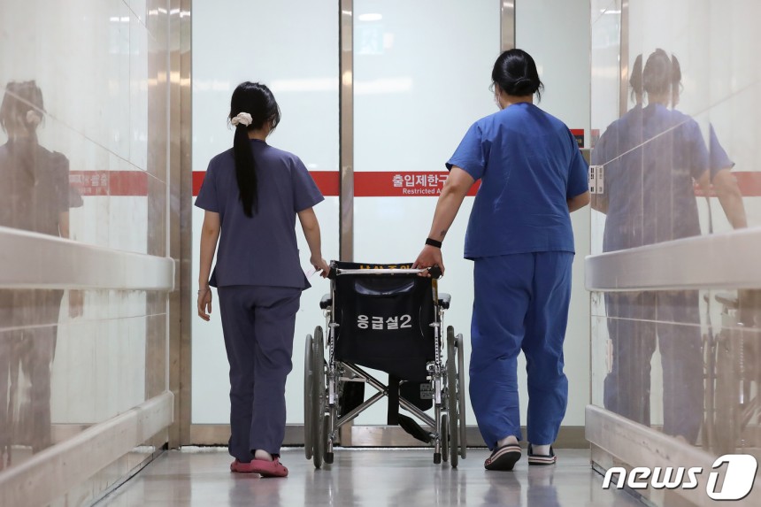 뱸  к ȣ ޽Ƿ ϰ ִ. 2024.3.8/1  News1  