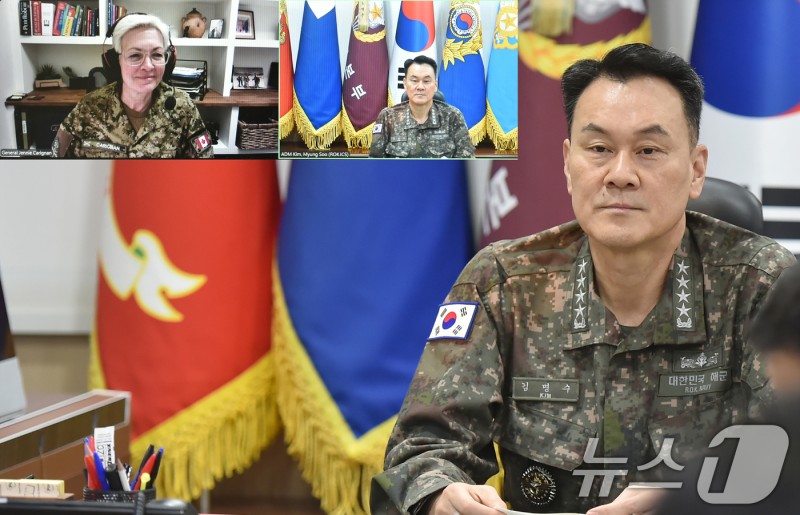 <b>합참의장</b>, <b>캐나다 국방총장</b>과 공조<b>통화</b>…"군사협력 강화 중요"