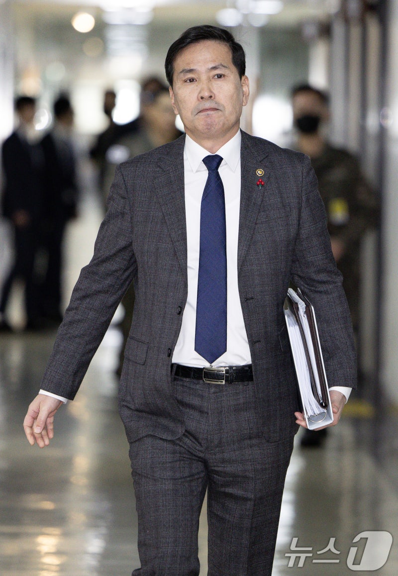 <b>김선호 직무대행</b> '<b>국조특위</b> 전체회의 출석'