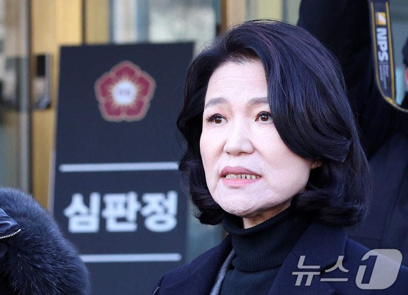 헌재, <b>이진숙</b> 방통위원장 <b>탄핵 기각</b>…재판관 4대 4 의견(종합)