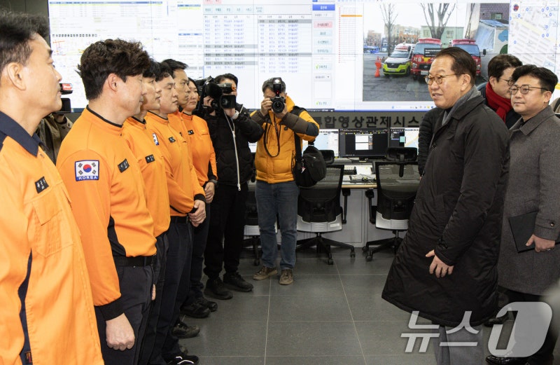 <b>권영세 비대위원장</b> '<b>설</b> 연휴 <b>격려</b>'