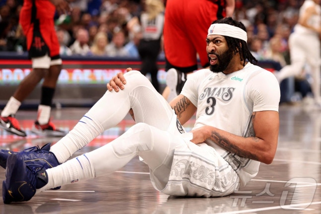 돈치치는 '펄펄' 데이비스는 '부상'…희비 엇갈린 NBA 초대형 트레이드