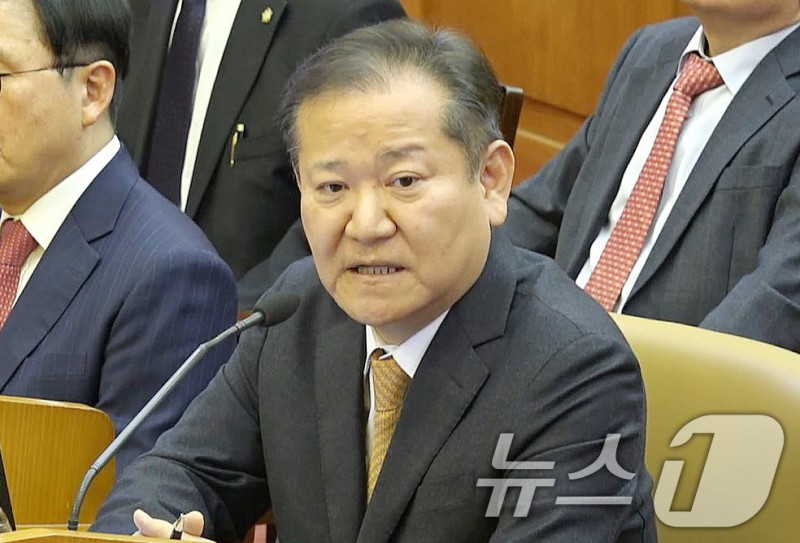 경찰, <b>이상민</b>·소방청장 집무실 압수수색…<b>단전</b>·<b>단수</b> 지시 <b>의혹</b>
