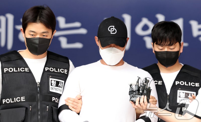 <b>마약</b> 3000만원어치 판매한 '조폭 <b>유튜버</b>' 1심서 <b>징역</b> 3년
