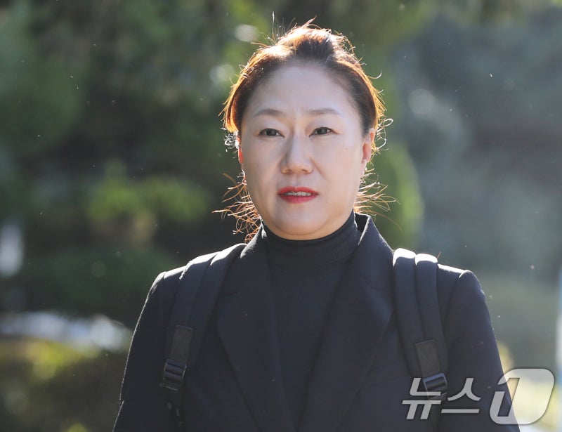 검찰, '<b>명태균</b> <b>의혹</b> 폭로' <b>강혜경</b> 참고인 조사…명 씨 6~7일 소환