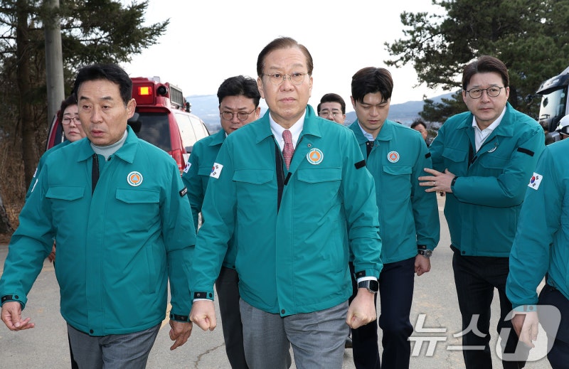 <b>권영세</b>, <b>포천 오폭 사고</b>현장 방문