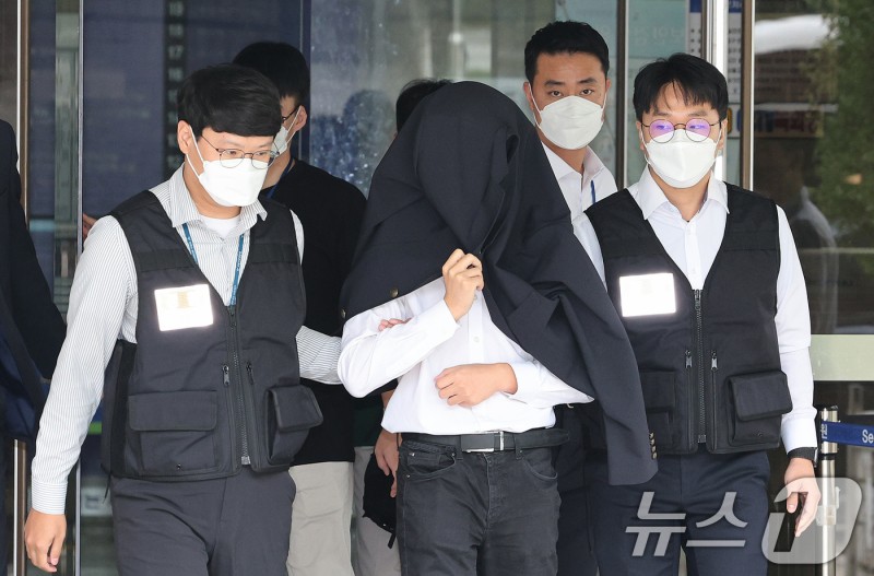 <b>경찰</b>, <b>메디스태프</b> 압수수색…의료계 <b>블랙리스트</b> 등 게시글 방조 혐의