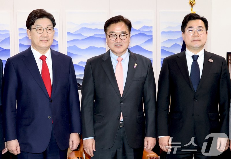 여야 <b>국정협의회</b> 30분 만에 <b>파행</b>…접점 찾던 <b>연금개혁</b> 원점(상보)