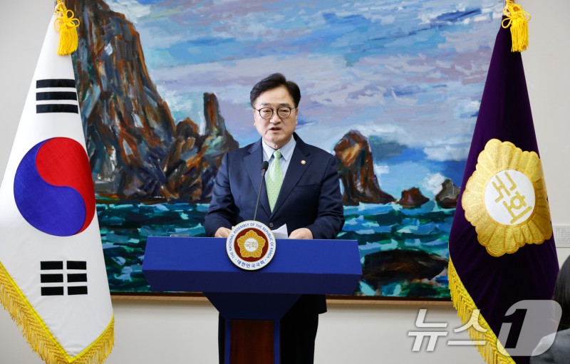 <b>우원식</b> "마은혁 즉시 임명"…권영세 "헌법 관행 어긋나"(종합)