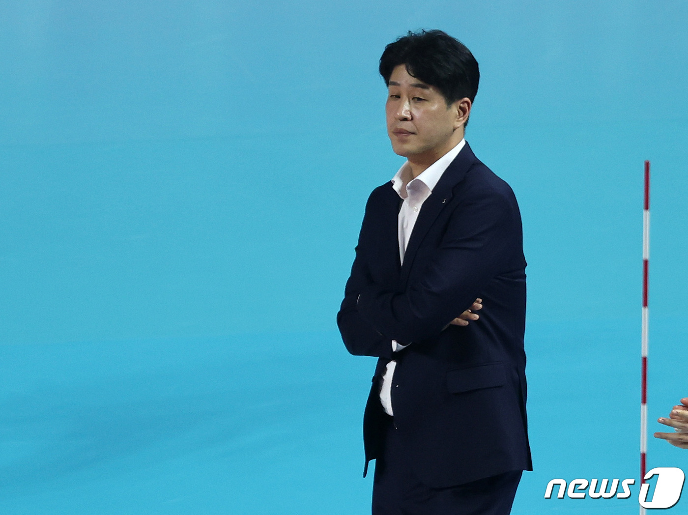 '코치 <b>폭행</b> 입건' <b>김종민 감독</b> "구단과 팬들께 죄송…왜곡된 부분 많아...
