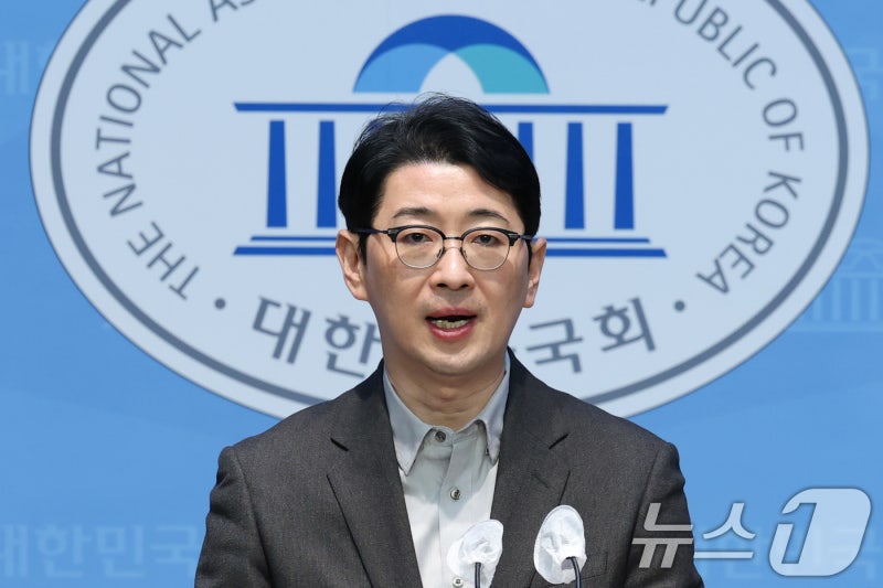 국힘 "<b>우원식</b>, 정치적 중립 위반…이재명 하명 따라 움직여"