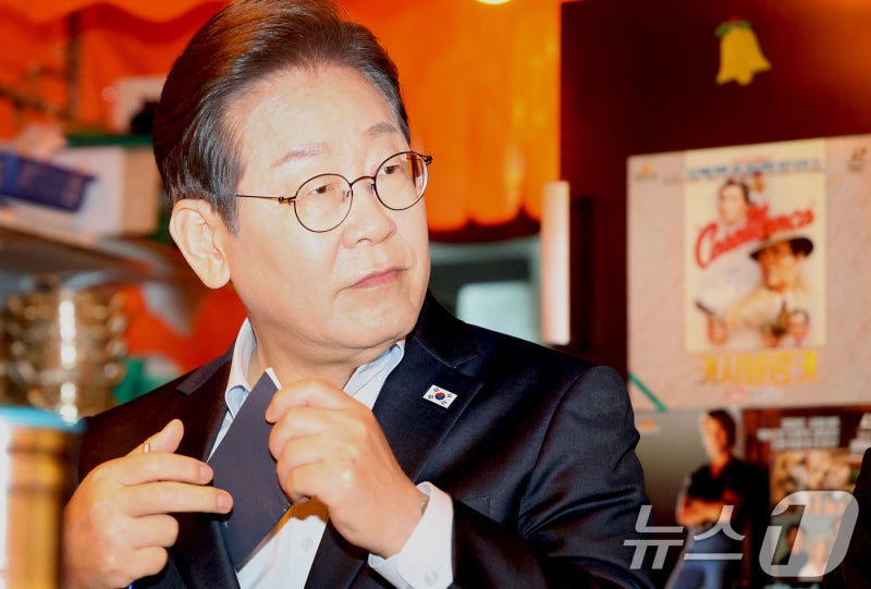 이재명, 대법 <b>파기환송</b>에 "중요한 건 국민 <b>뜻</b>…생각과 전혀 다른 판결"