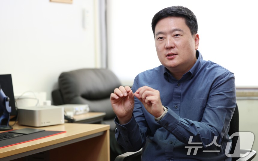 김태봉 아주대학교 경제학과 교수는 "수도권 집중과 이로 인한 높은 부동산 가격이 저출생을 비롯한 많은 사회문제의 가장 큰 원인이다.수도권 집중을 해소해야 한다"고 밝혔다.ⓒ News1 김명섭 기자
