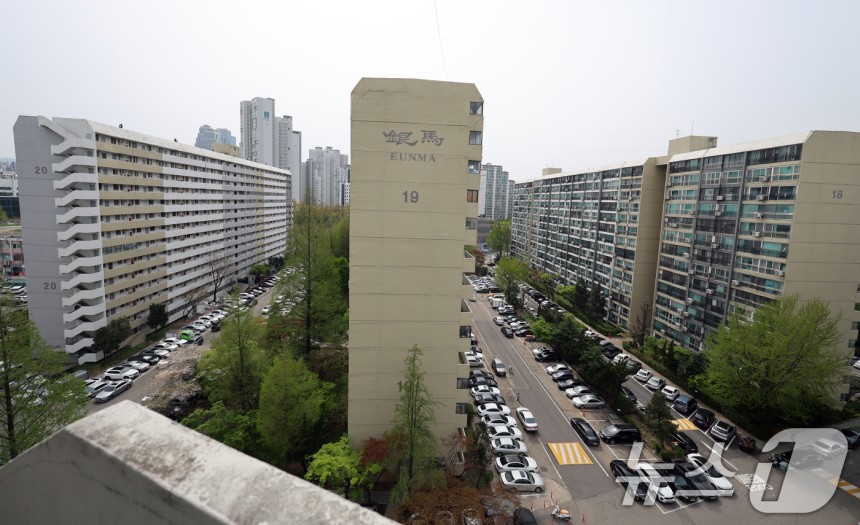 서울 강남구 은마아파트의 모습.2025.4.17/뉴스1 ⓒ News1 황기선 기자