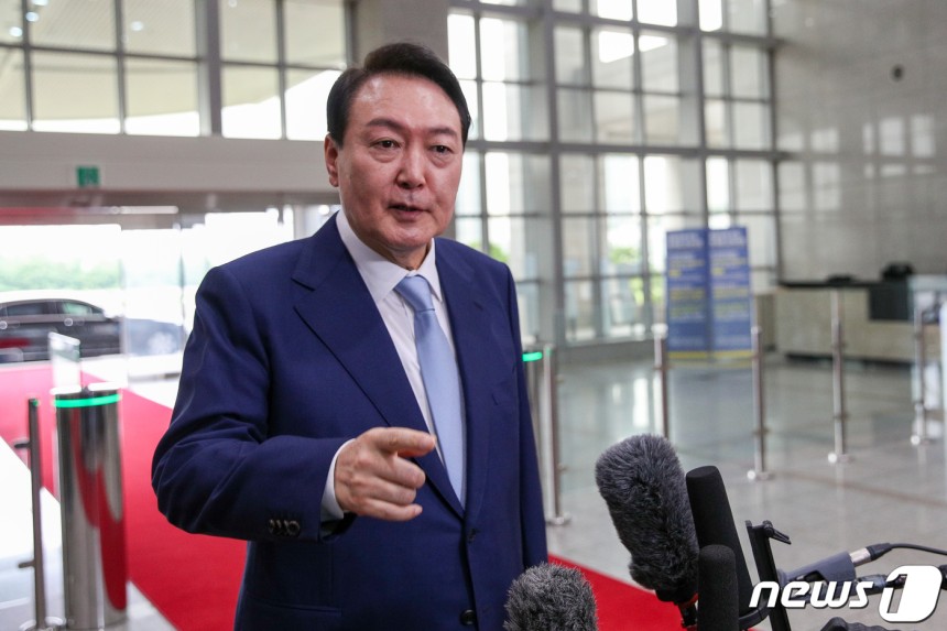 윤석열 전 대통령.대통령실사진기자단 2022.7.5/뉴스1 ⓒ News1 안은나 기자
