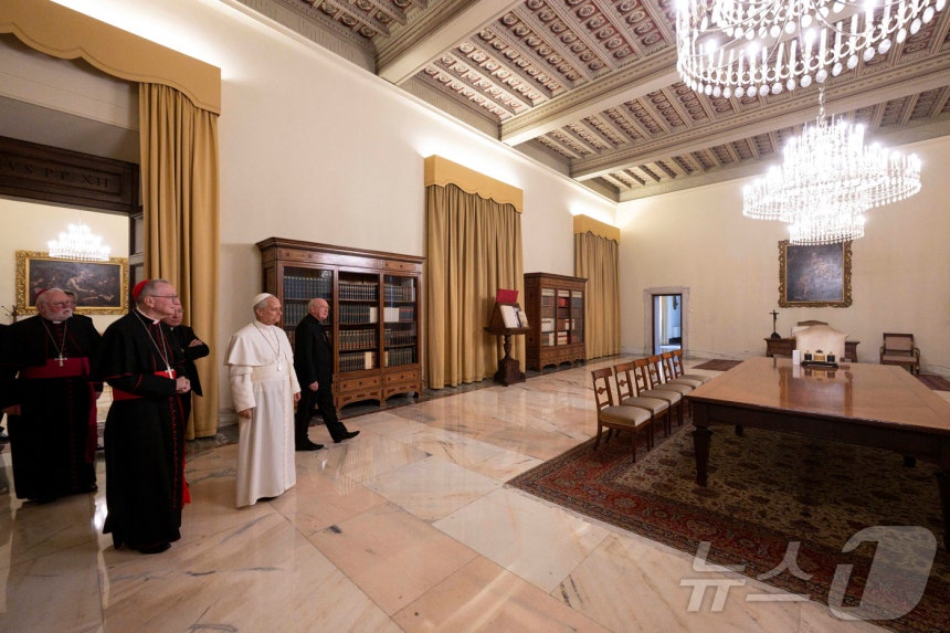 On the 11th (local time), Pope Leo XIV tours the Apostolic Palace in the Vatican. 2025.05.11 ⓒ Reuters=News1 ⓒ News1 Kim Ye-seul reporter