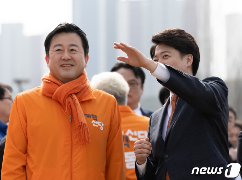 [단독] 김용남, 개혁신당 탈당…"<b>이재명</b>, DJ 꿈 이룰 사람"