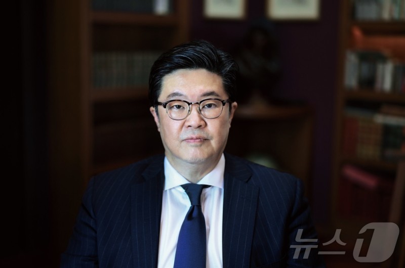 검찰, '<b>홈플러스</b> 사태' <b>김병주</b> MBK 회장 <b>압수수색</b>
