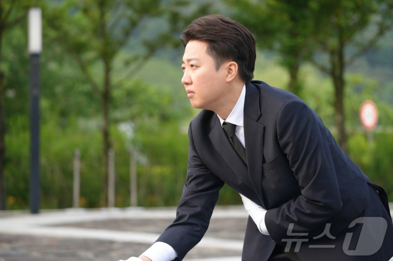 <b>이준석</b> "<b>노무현</b> 정부 <b>장학금</b> 받았지 盧재단 아냐"