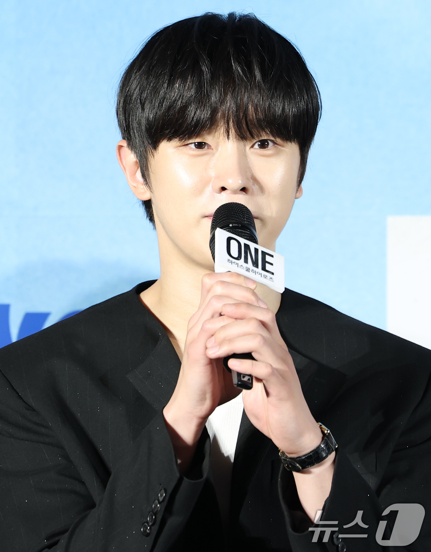 'ONE : <b>하이스쿨 히어로즈</b>' 김도완