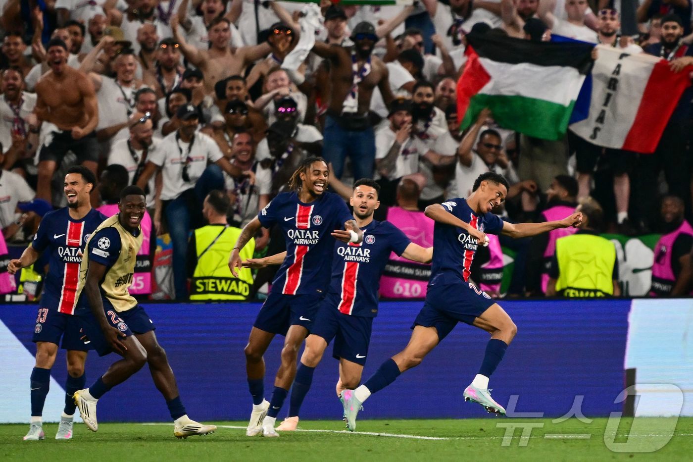 '<b>이강인</b> 결장' PSG, 인터 밀란 꺾고 창단 첫 <b>UCL 우승</b>
