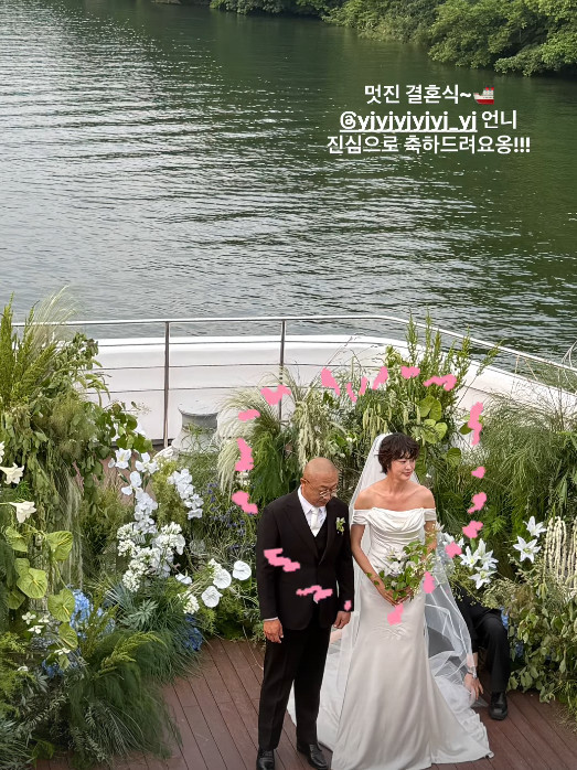 '돌싱과 화촉' <b>최여진</b>, 흥 넘치는 신부…<b>크루즈 결혼식</b> 폭풍 댄스 포착