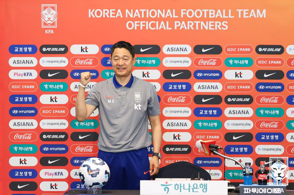 <b>이민성 U-22 대표팀</b> 감독 취임식